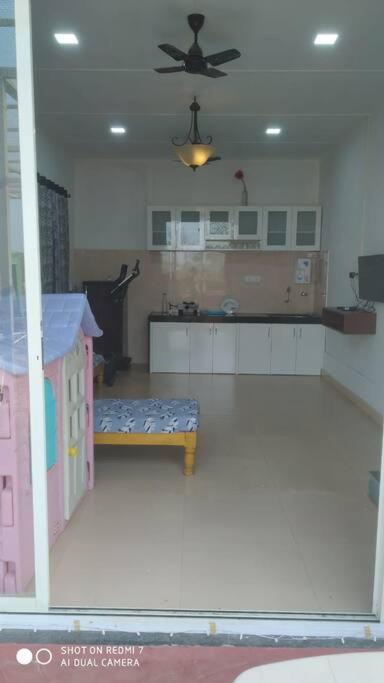 הוילה Narsinge Mars Jungle Adventure Stud Farm With Private Jacuzzi מראה חיצוני תמונה